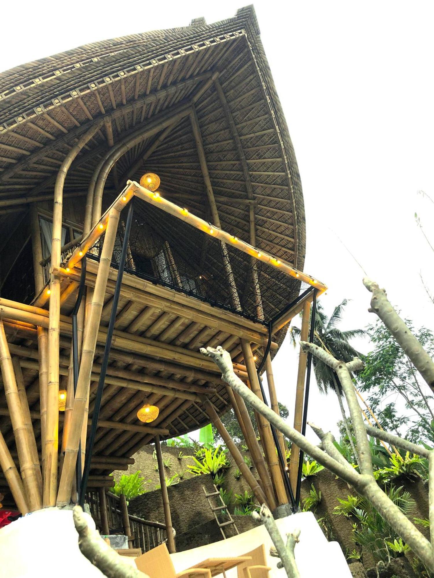 Danaswari Bali Bamboo House Villa Selat Exterior foto